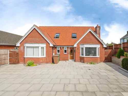 Common Road, Hemsby, Great Yarmouthphoto
