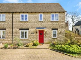 Glissard Way, Bradwell Village, Burford photo