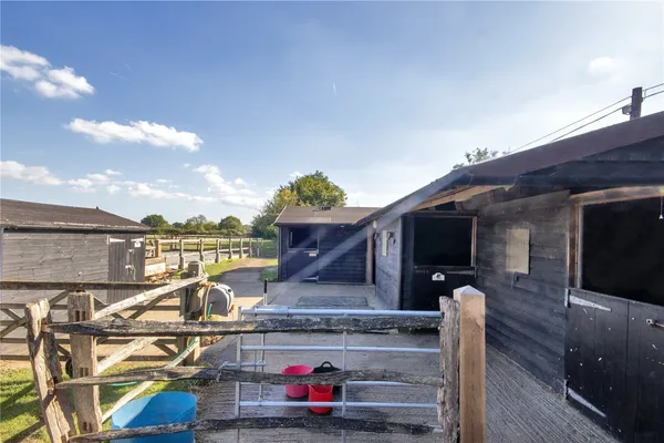 Battle Lane, Marden, TN12 photo 9
