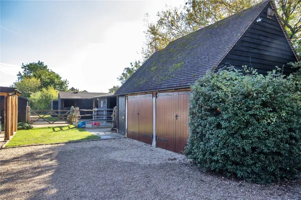 Battle Lane, Marden, TN12 photo 10