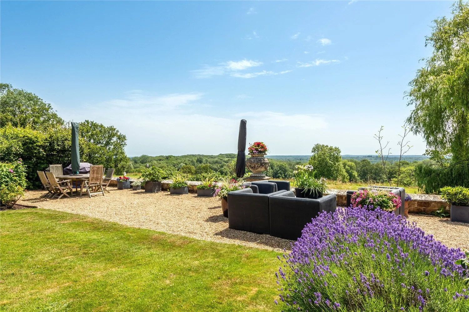 Broome Hall, Coldharbour, RH5 photo 30