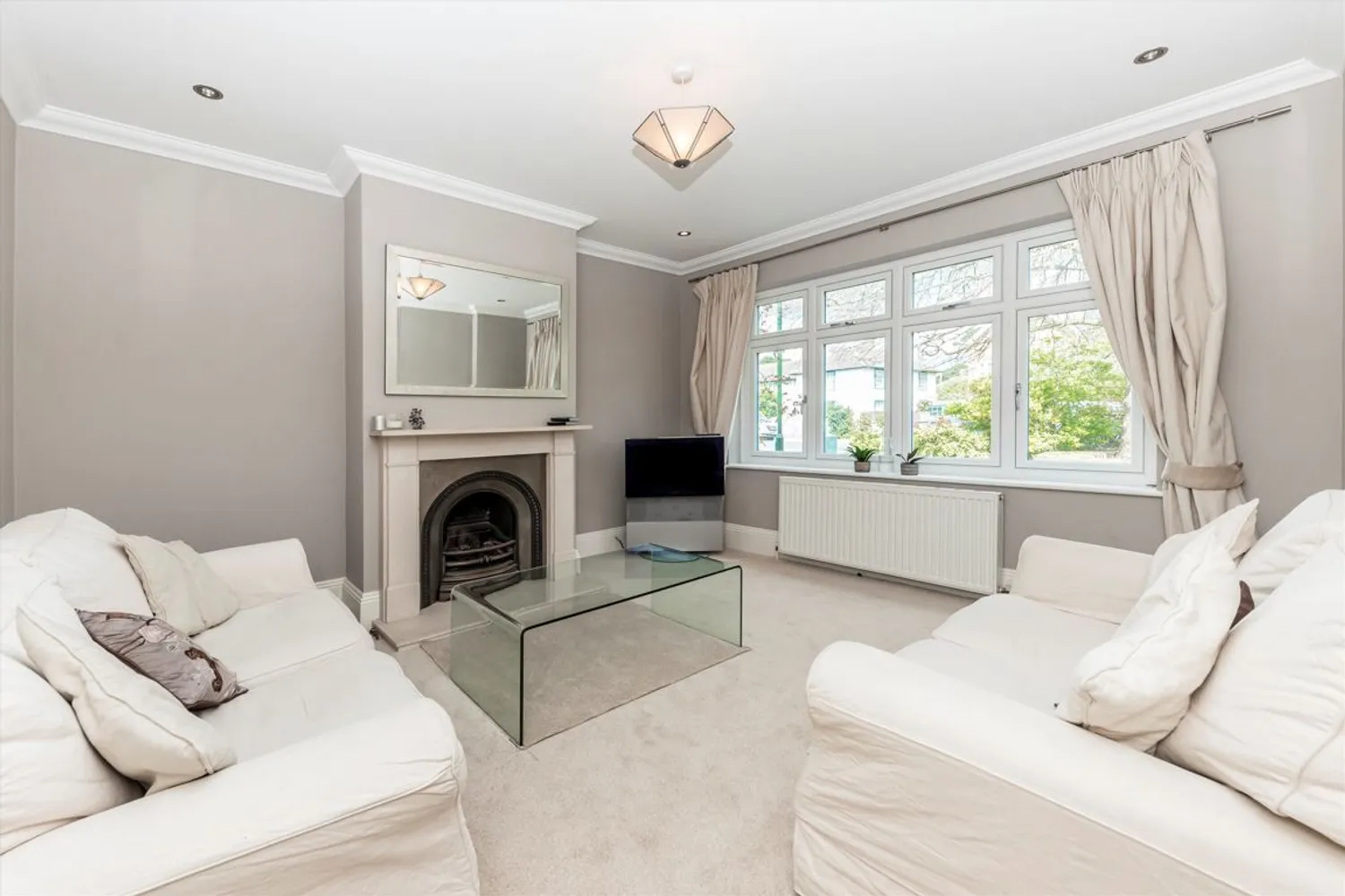 Cambridge Road, Teddington, TW11 photo 2