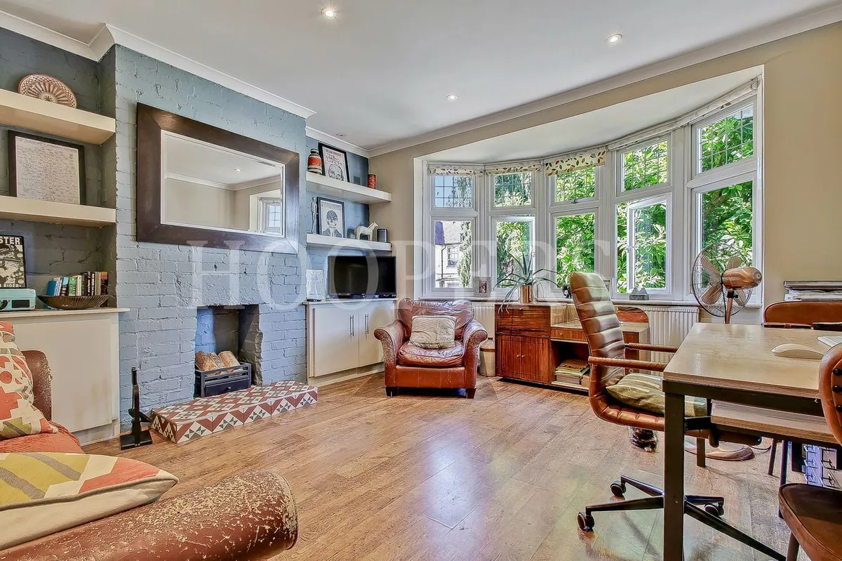 Prout Grove, London, NW10