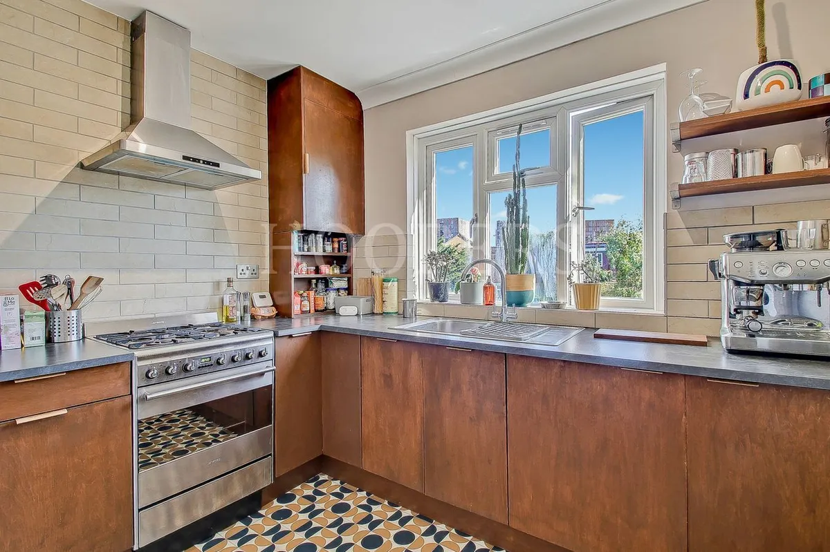 Prout Grove, London, NW10