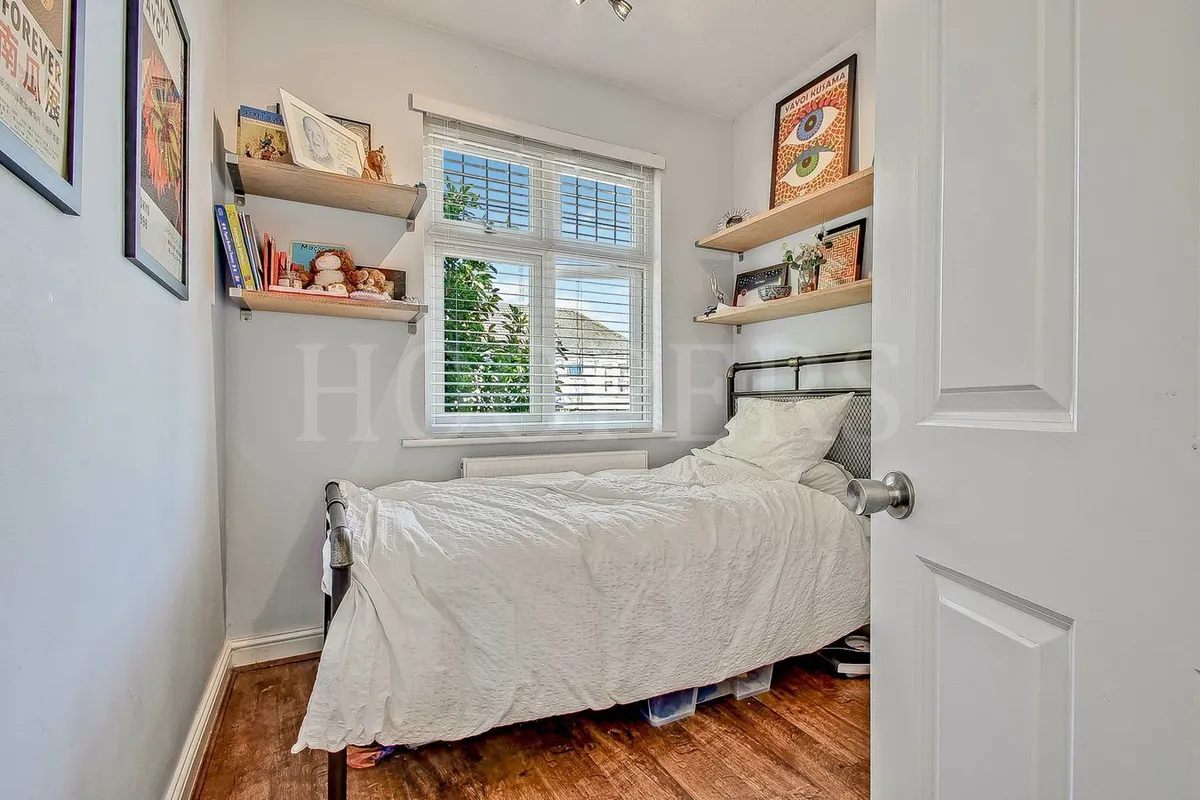 Prout Grove, London, NW10
