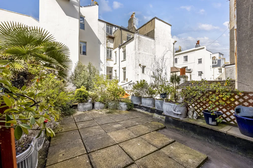 Russell Square, Brighton, BN1 photo 10