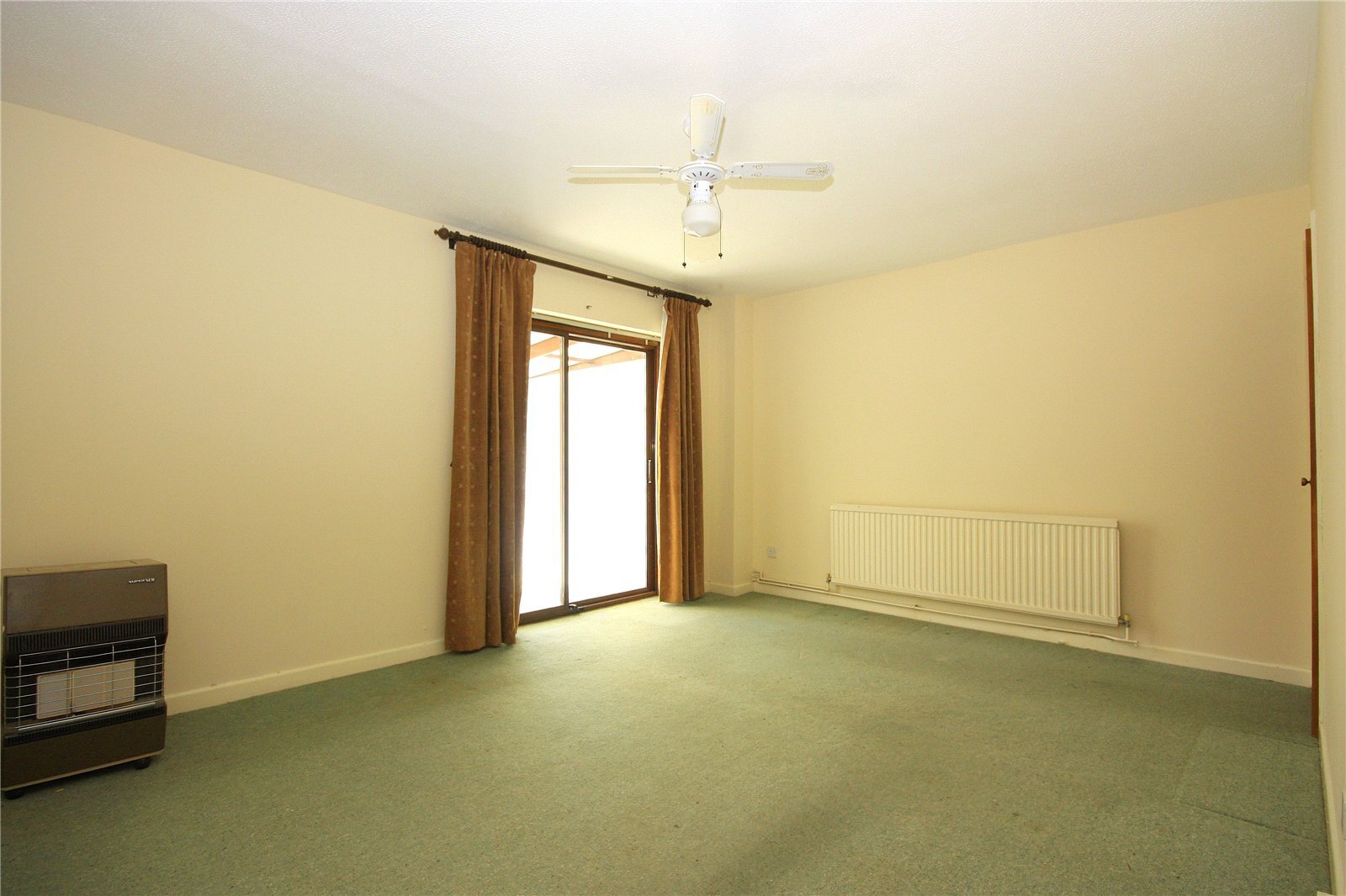The Mews, Riders Lane, Havant, Hampshire, PO9 Image 3