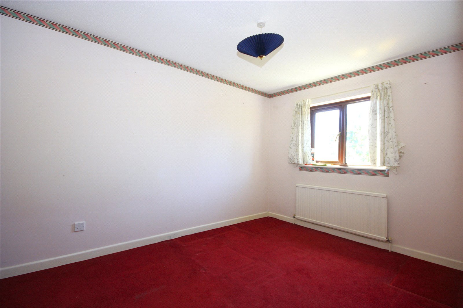 The Mews, Riders Lane, Havant, Hampshire, PO9 Image 7