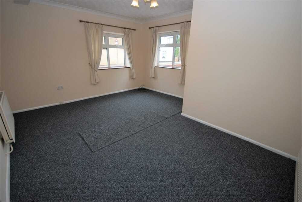 High Street, Long Buckby, NN6