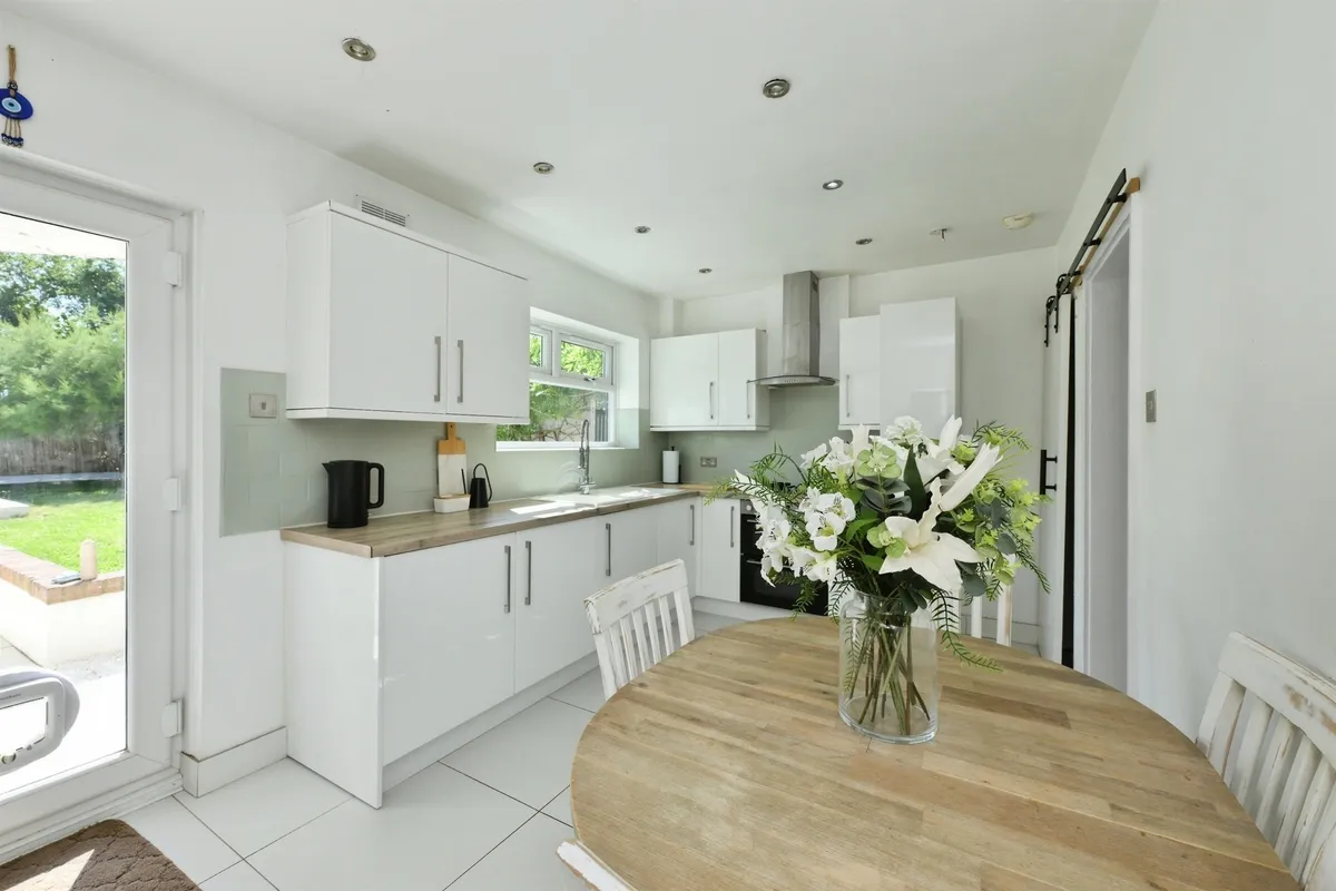 Ditchfield Road, Hoddesdon