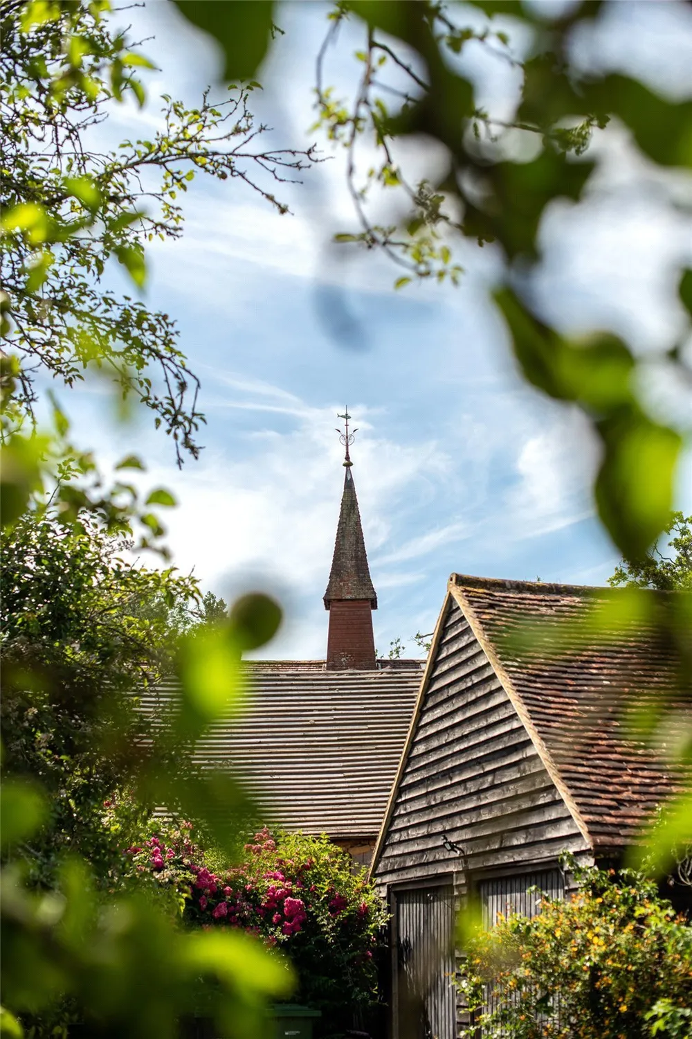 The Green, Ockley, RH5 photo 19