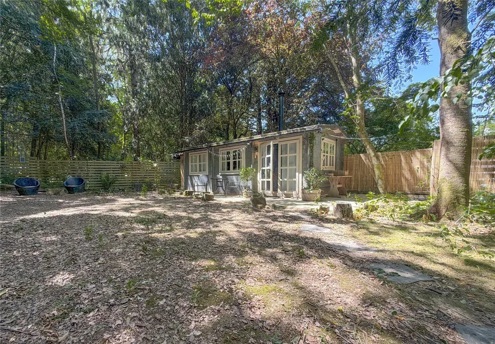 Property carousel item 16