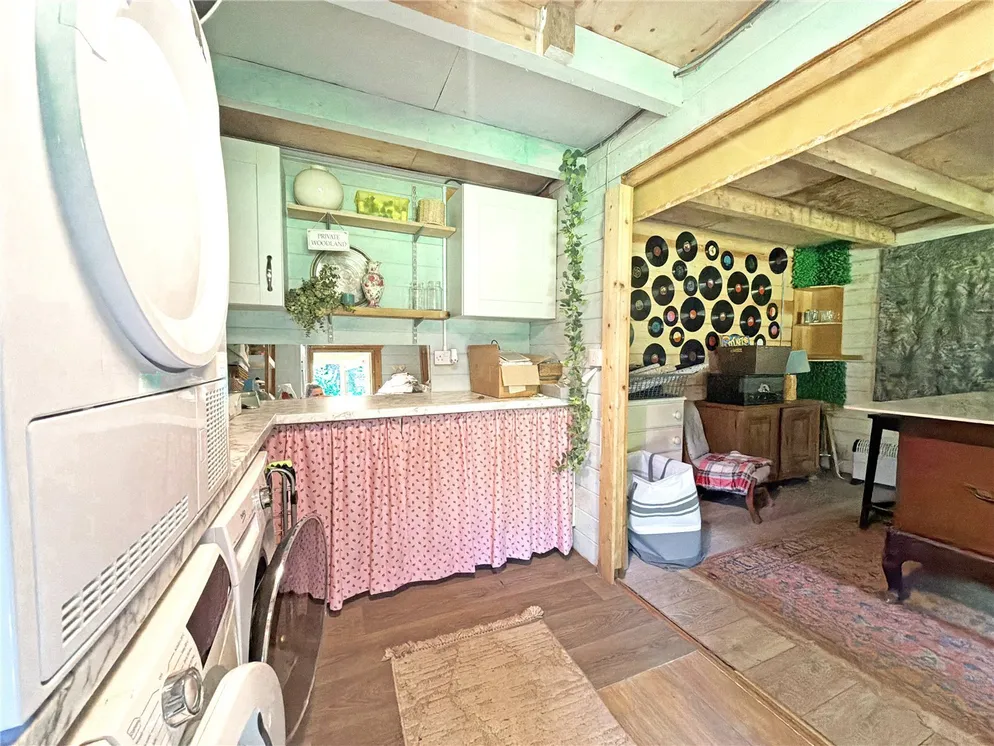 Property carousel item 22