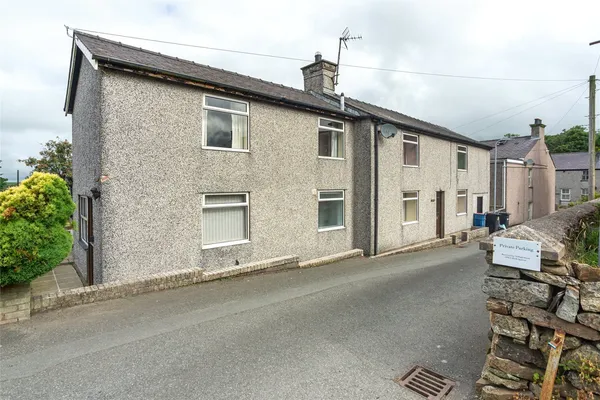 Lon Cilgwyn, Llannerch-y-Medd, Isle of Anglesey, LL71
