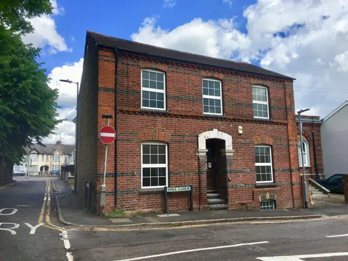 Kings Close, WATFORDphoto