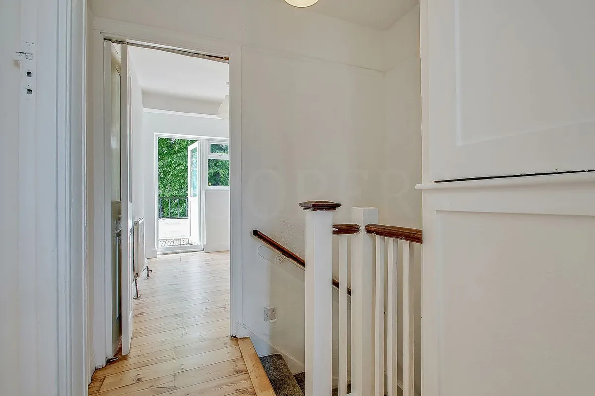 Braemar Avenue, London, NW10