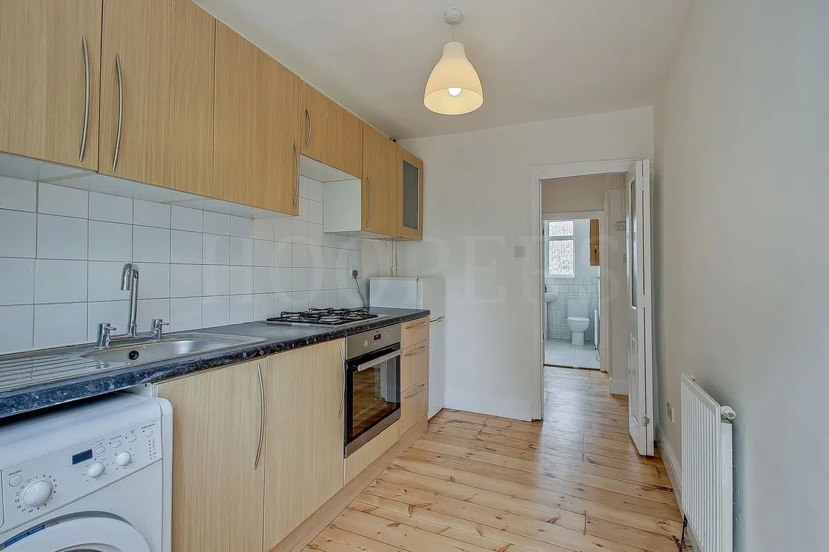 Braemar Avenue, London, NW10