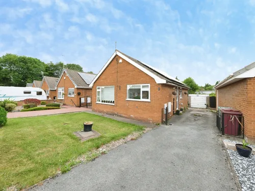 Danbury Close, Grassmoor, Chesterfieldphoto