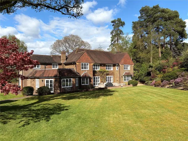 Copt Hall Road, Ightham, TN15 photo 1