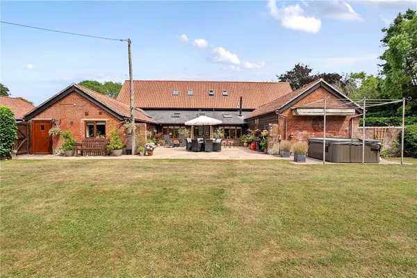 Valley Lane, Great Finborough, IP14 photo 4