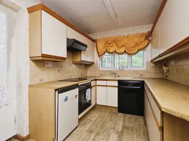 Featherbed Lane, Carters Corner, Hailsham thumb 3