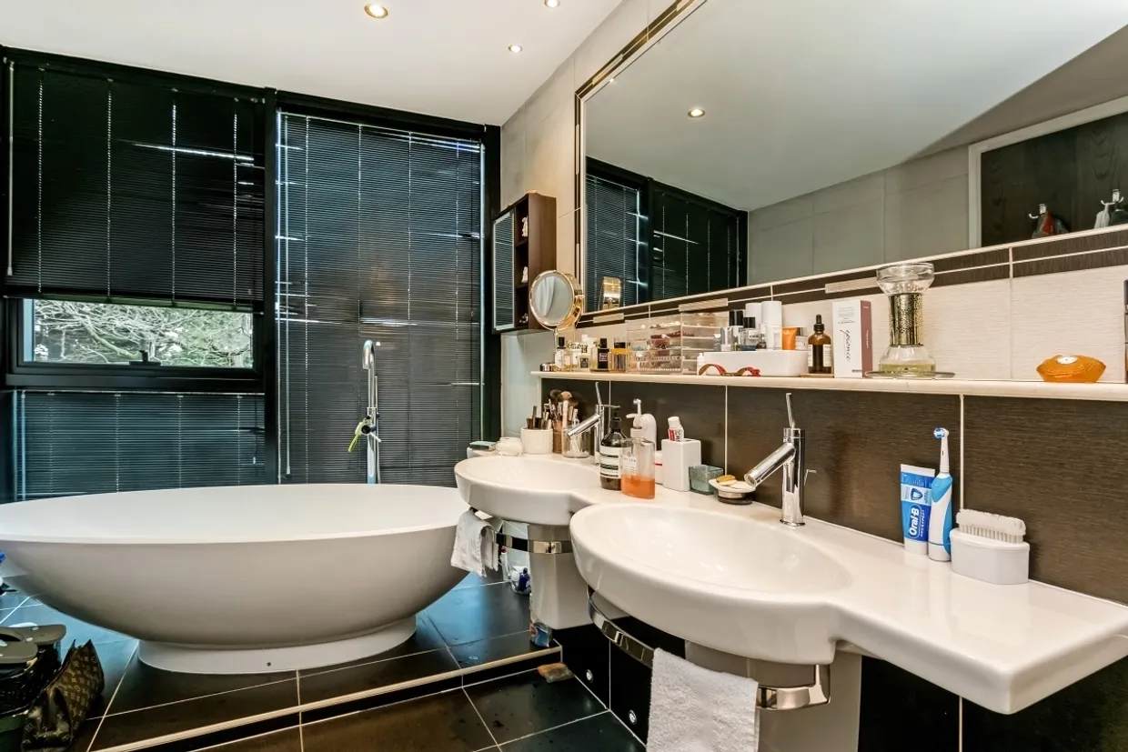 Warren Lane Stanmore HA7 photo 8