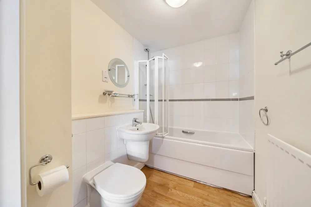 The Quadrant Rickmansworth WD3 photo 11