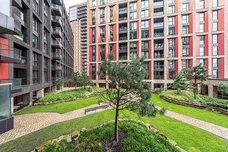 Charles Clowes Walk Nine Elms SW11 photo 13