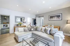 Old Town Clapham SW4 photo 1