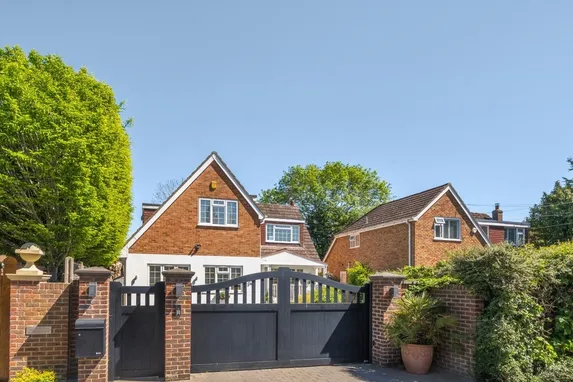The Avenue Staines-upon-Thames TW19