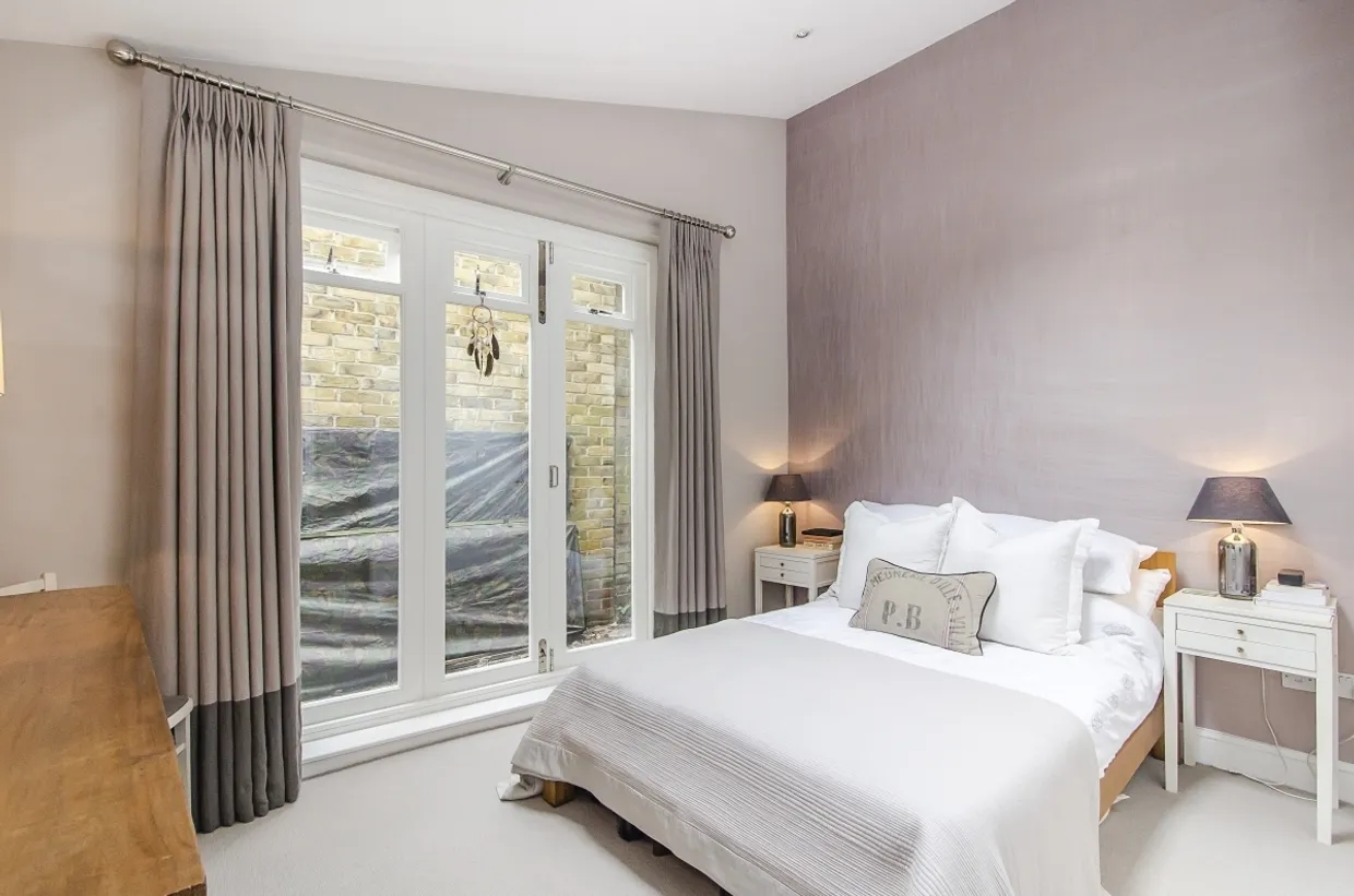 Old Town Clapham SW4 photo 2