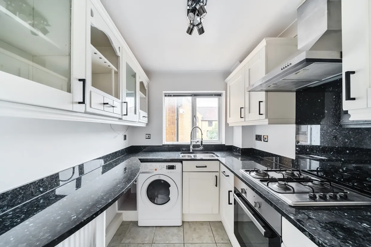 Welland Mews, Wapping, E1W photo 4