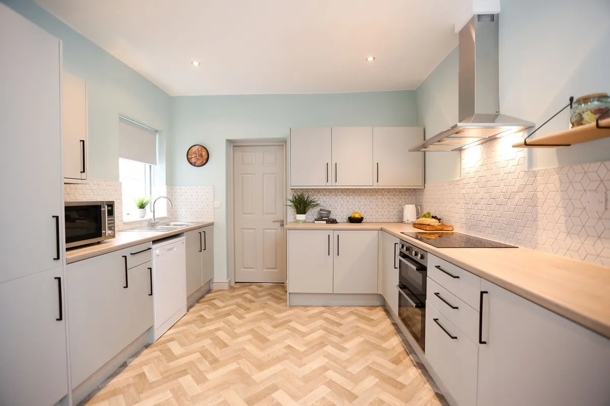 Manchester Road, Warrington, WA1