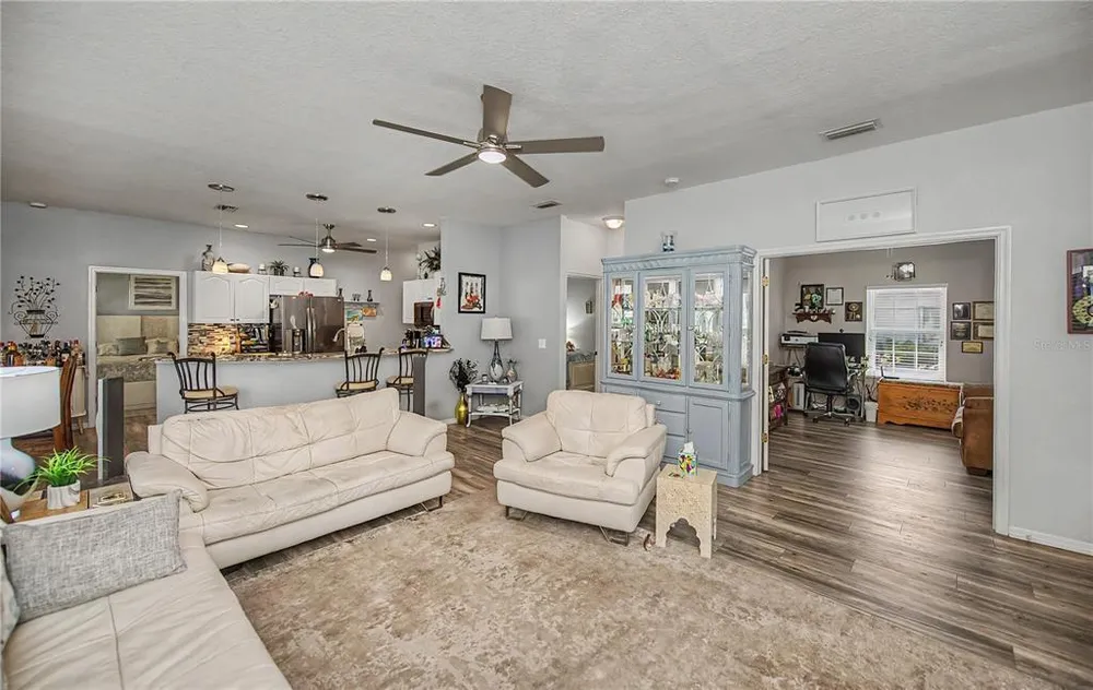1470 Tamiami Trail, Port Charlotte, FL 33948