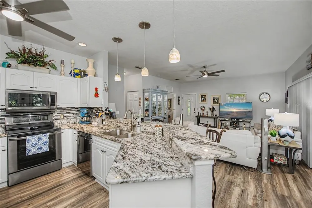 1470 Tamiami Trail, Port Charlotte, FL 33948