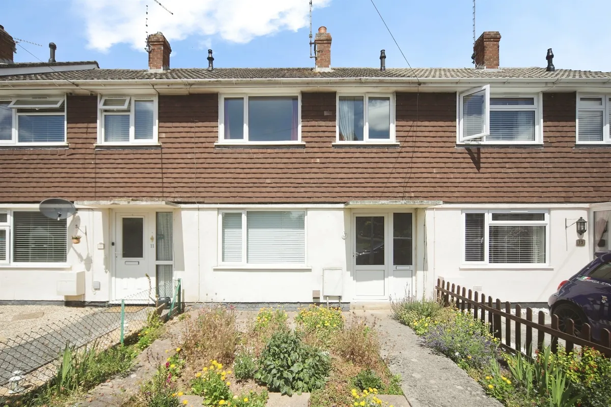 Laxton Close, Taunton