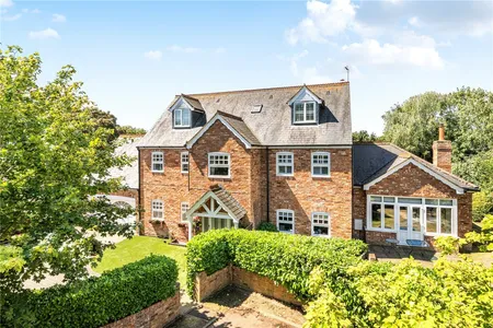 Woodlands Grange, Earls Barton, NN6