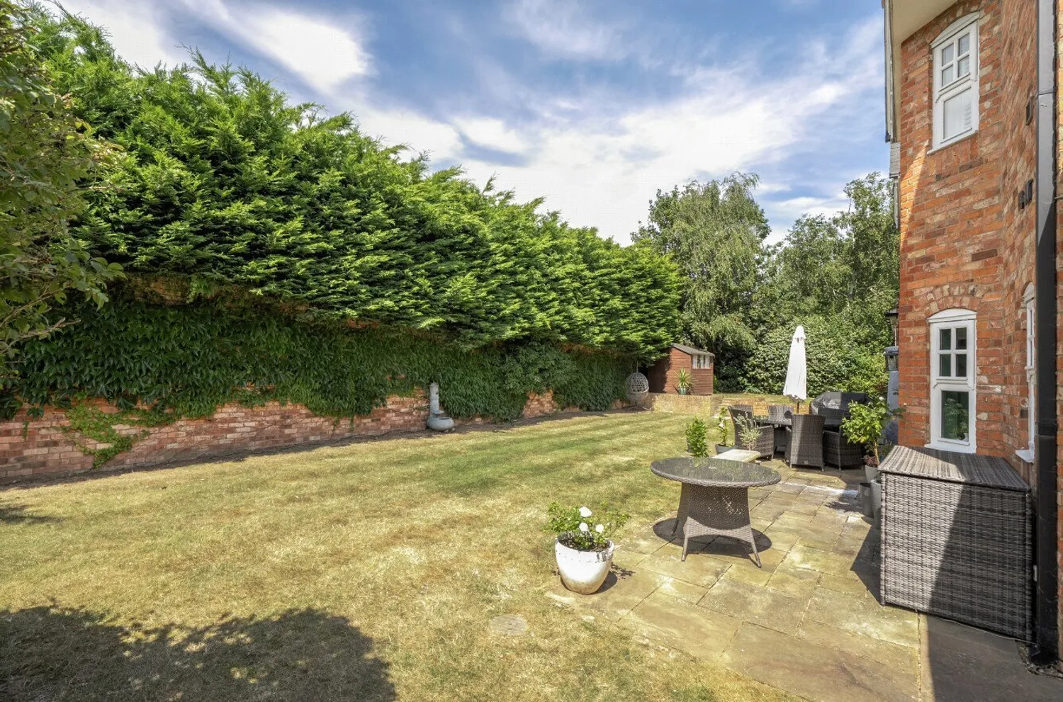 Woodlands Grange, Earls Barton, NN6 photo 26