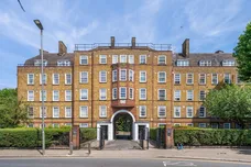 Vicarage Crescent London SW11 photo 1