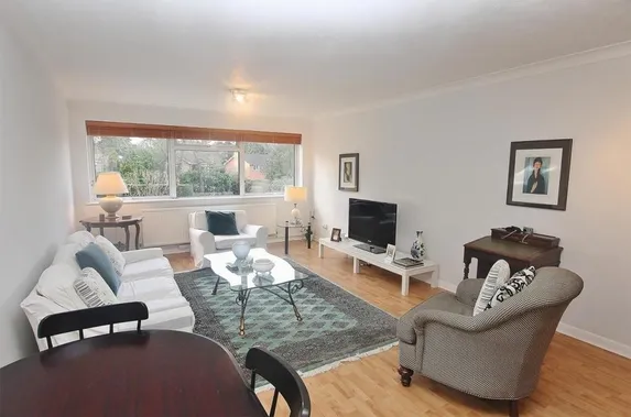 Bridgewater Road Weybridge KT13