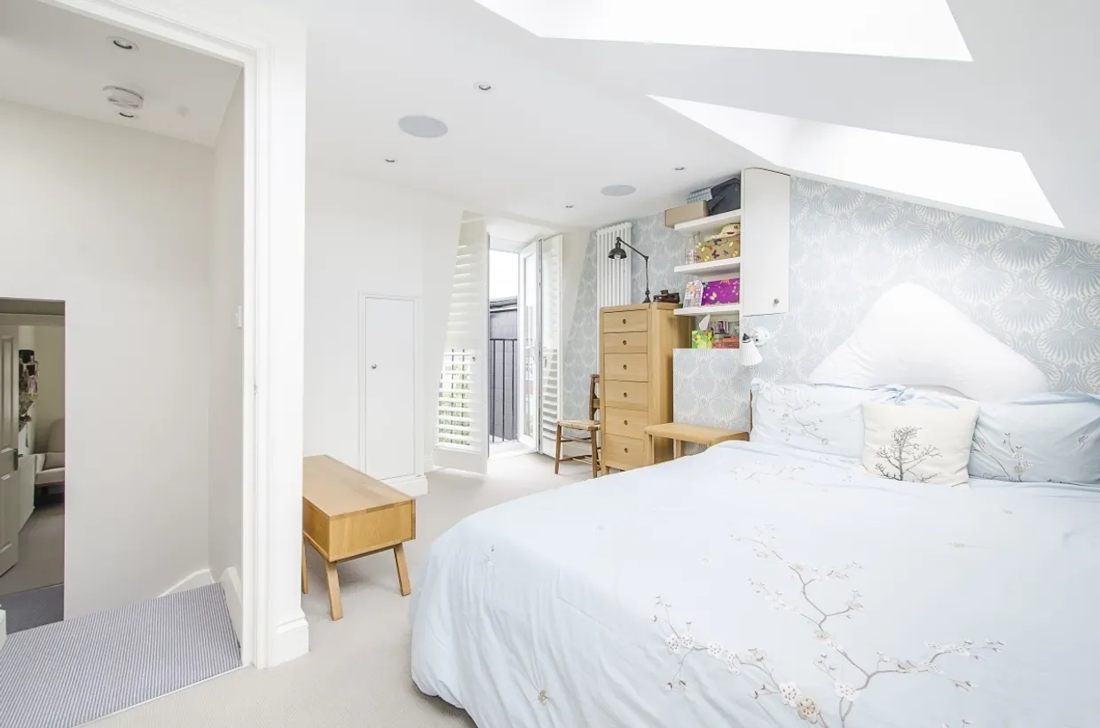 Ravenswood Road London SW12 photo 2