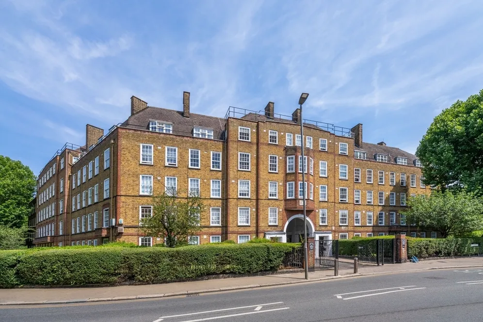 Vicarage Crescent London SW11 photo 6