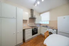 Vicarage Crescent London SW11 photo 9