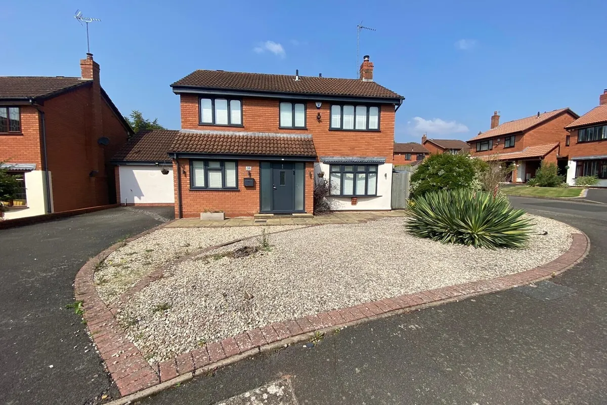 Barnetts Close, KIDDERMINSTER