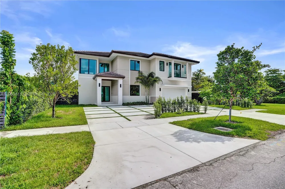 6415 SW 83rd St, Miami, FL 33143
