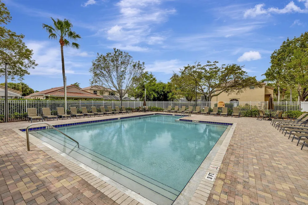 7553 Sally Lyn Ln, Lake Worth Beach, FL 33467