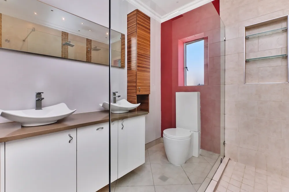 South Africa, Gauteng, Eagle Canyon Golf Estate, Forrest Oaks Avenue, 1116