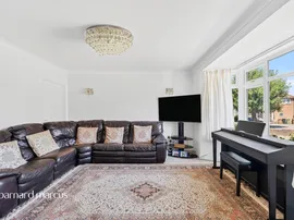 Ferriers Way, Epsom thumb 2
