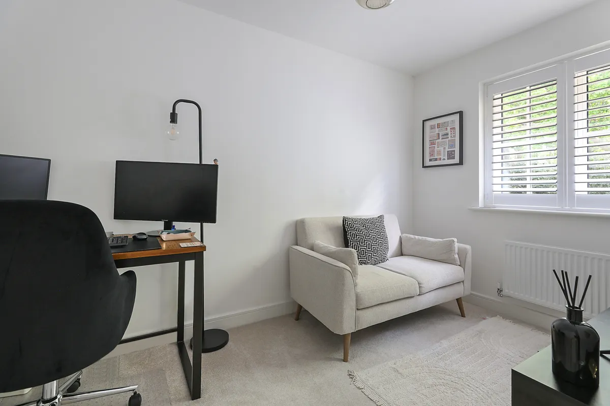 Tyrell Way, Horley, Surrey, RH6