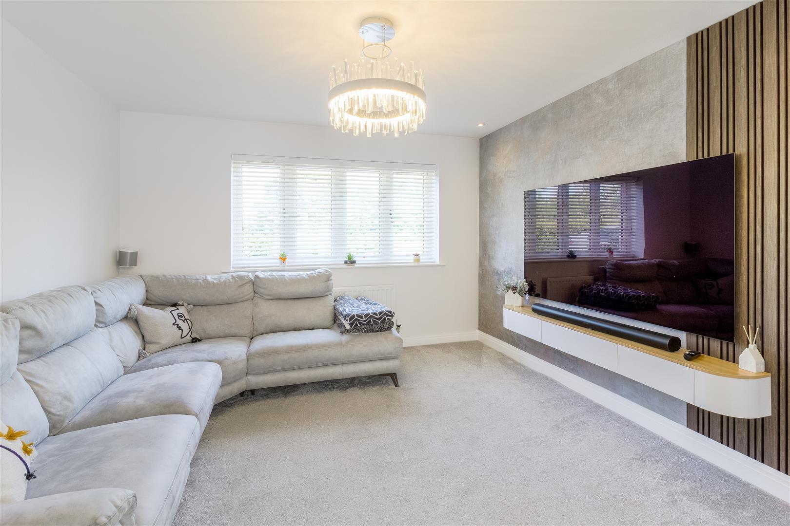 Stoneleigh Drive, Daventry Image 9